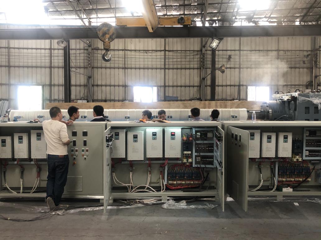 電磁加熱器用于塑料機械融蠟 電磁加熱器用于塑料機械融蠟