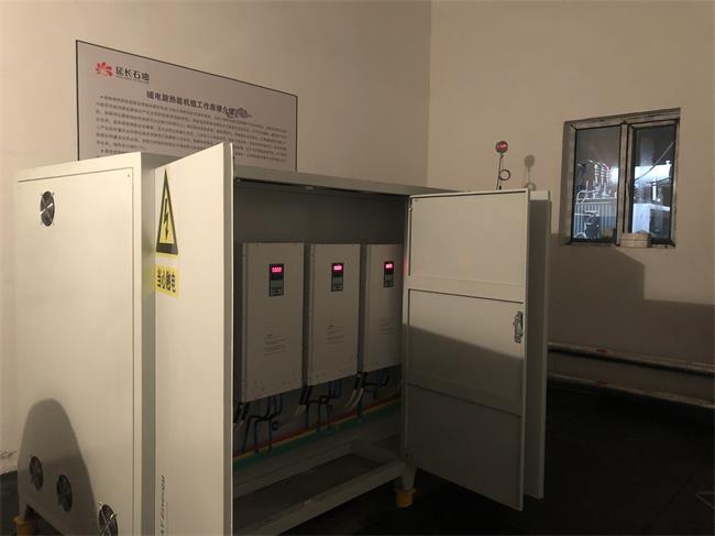 6960a2175d25d.jpg 電磁加熱在油田油水分離中應(yīng)用案例2.jpg